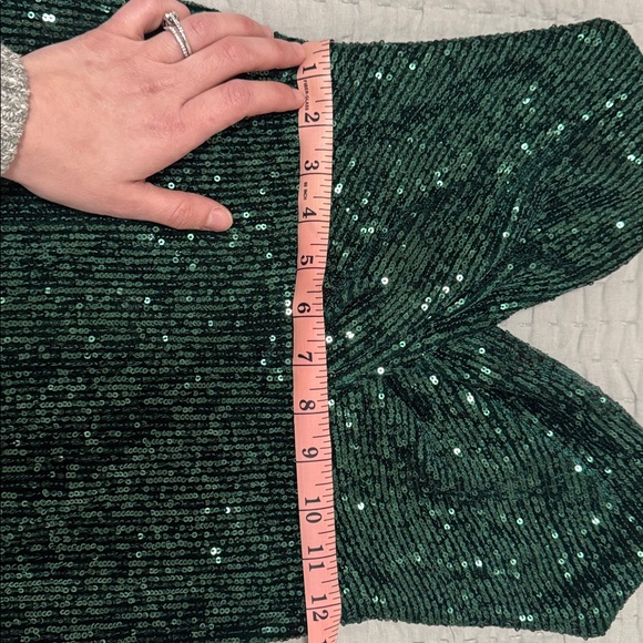 A handmade Vlora&Kaltrina dress in emerald color worn once in good condition. - Picture 5 of 5